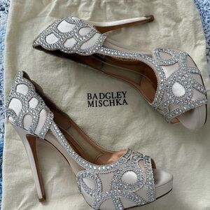 Badgley Mischka Sparkling Cream Heels